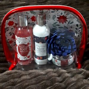 Brompton and Langley Bath Set - Berry and Sage